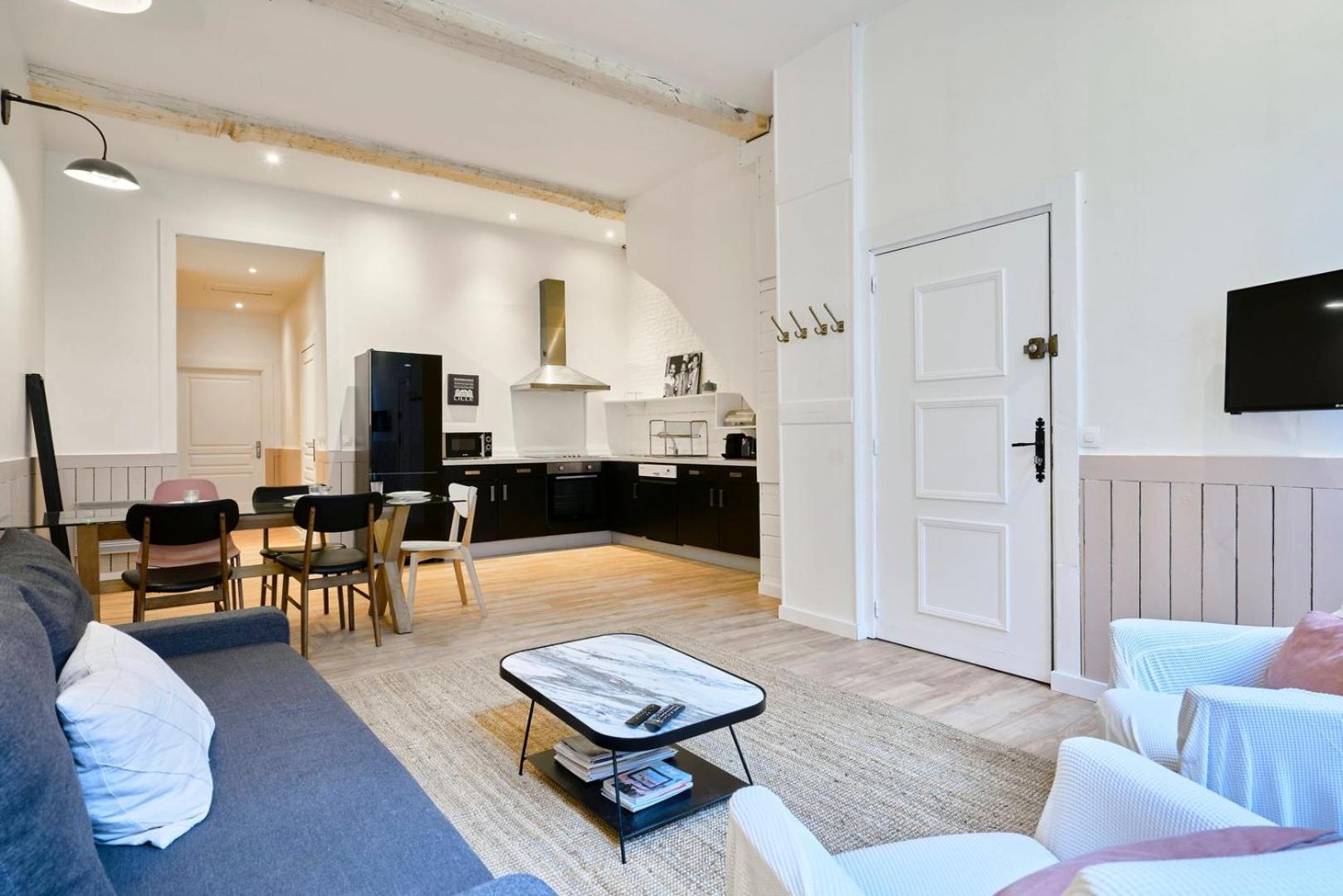 Old Lille: Charming Renovated Apartment Екстер'єр фото