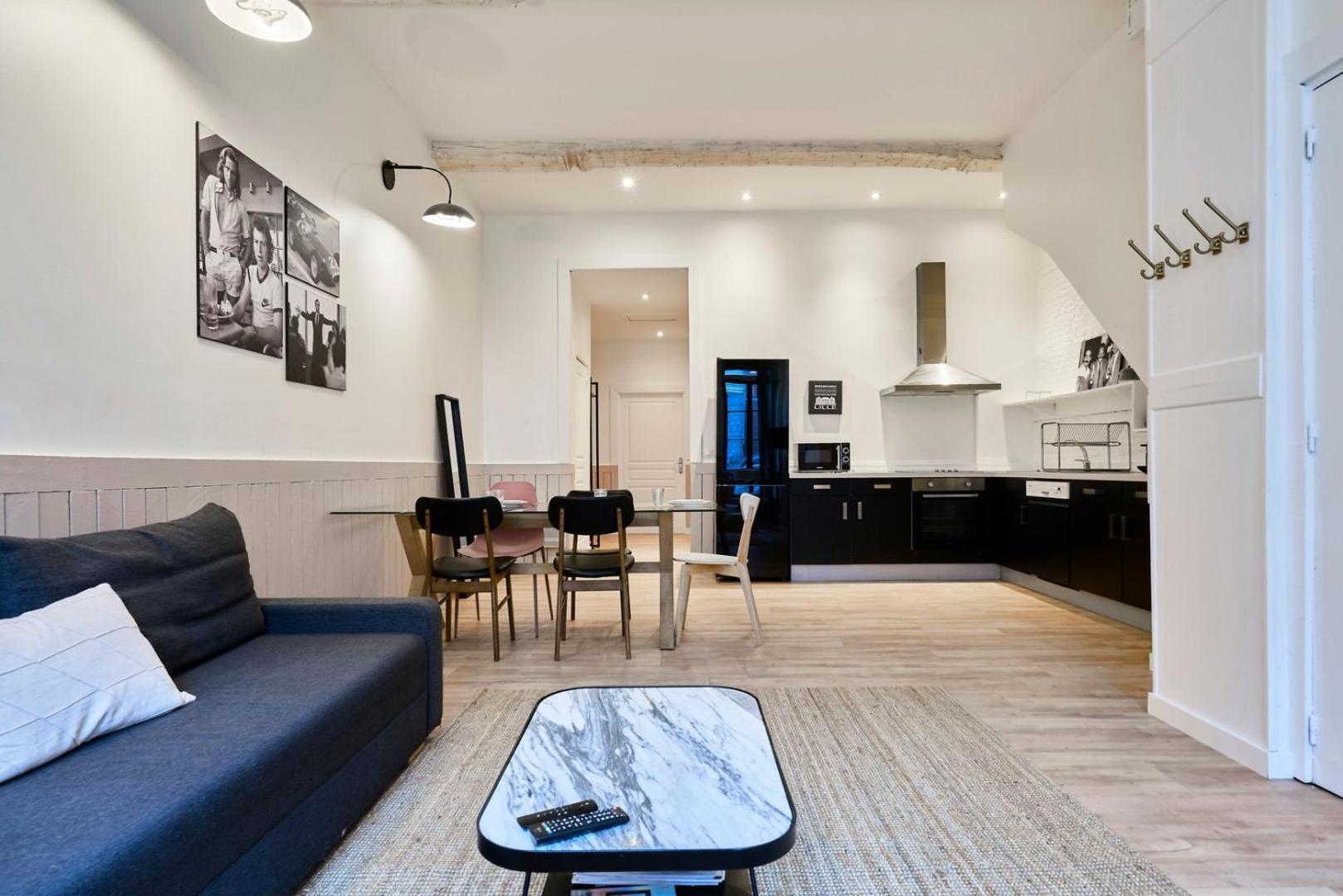 Old Lille: Charming Renovated Apartment Екстер'єр фото